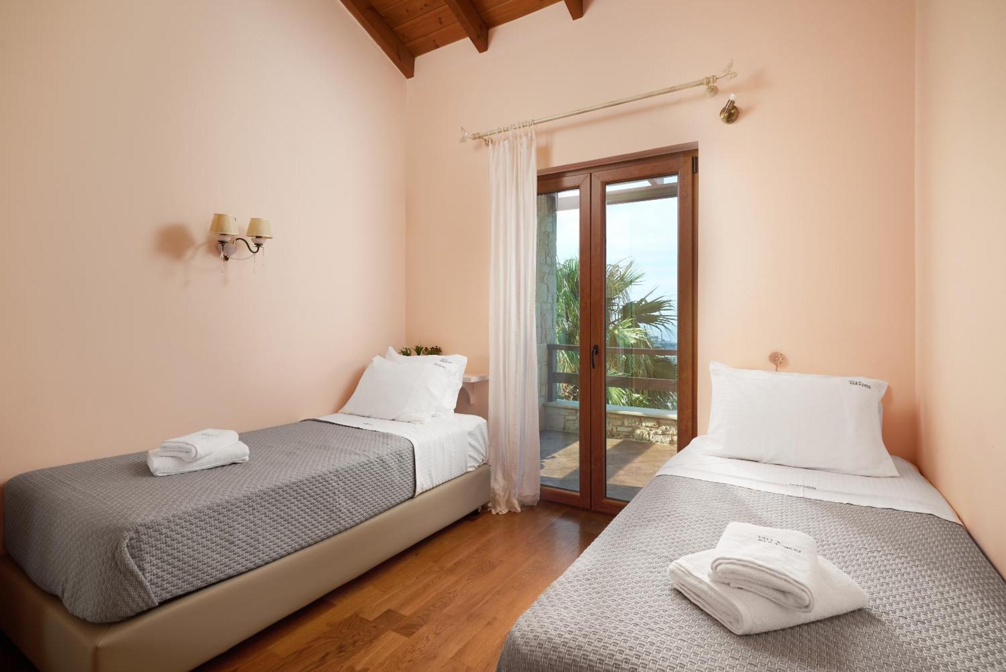 Villa Paradissi In Crete Agia Pelagia Екстериор снимка
